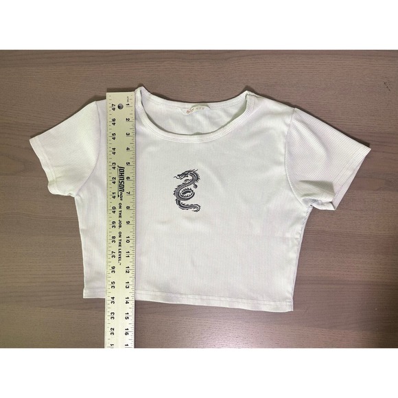 Romwe Light Gray Dragon Print Crop Top Women’s Size‎ Small-4 - Picture 6 of 6